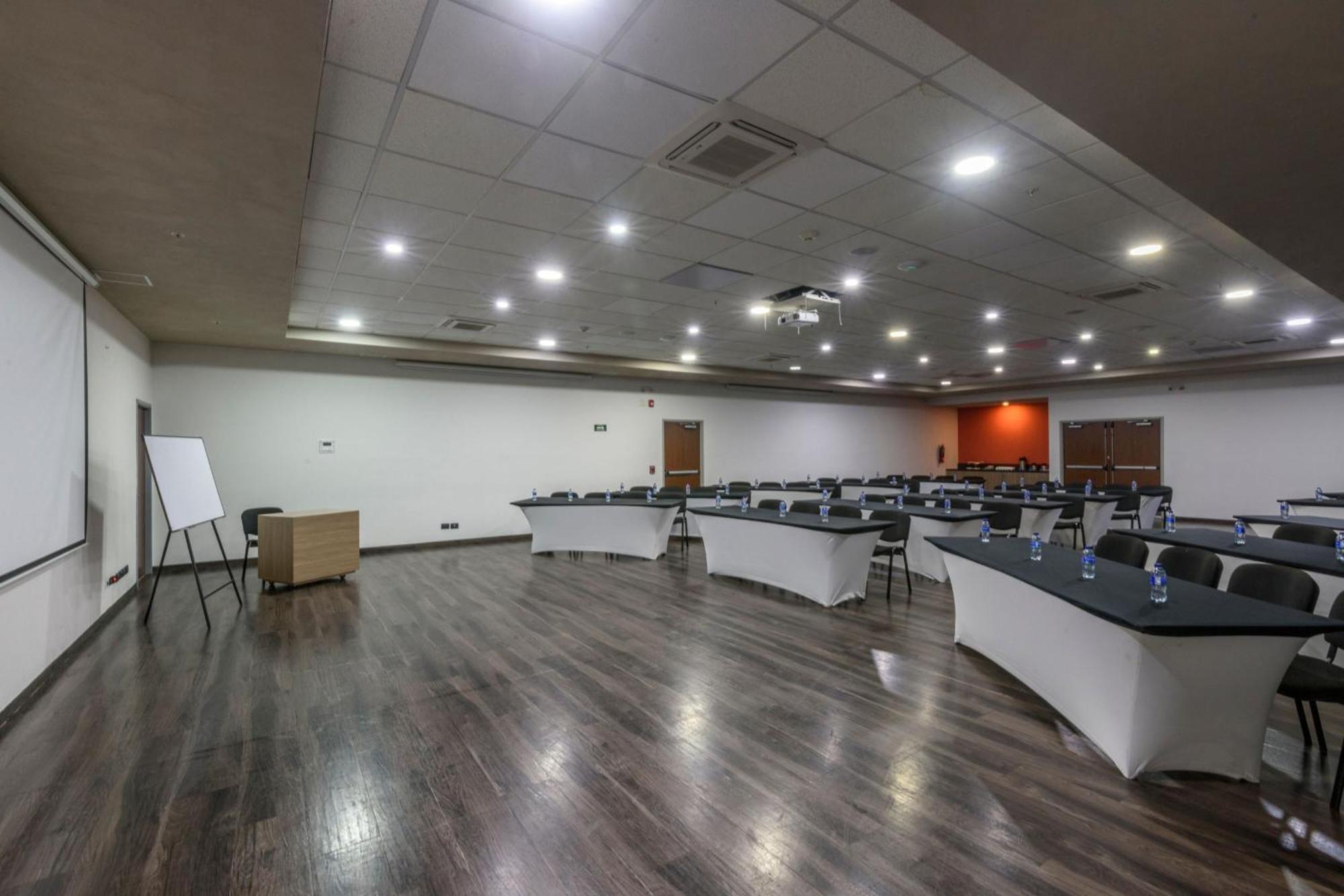 City Express Plus By Marriott Bogota Aeropuerto Dış mekan fotoğraf