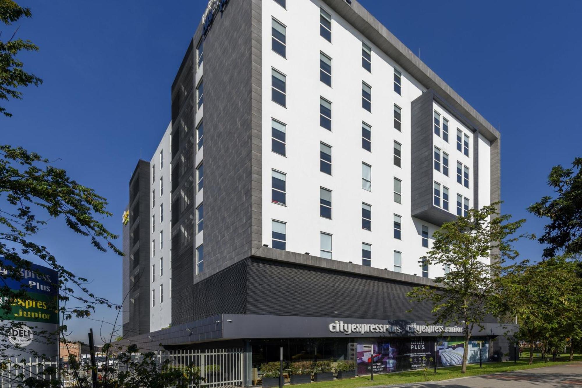 City Express Plus By Marriott Bogota Aeropuerto Dış mekan fotoğraf